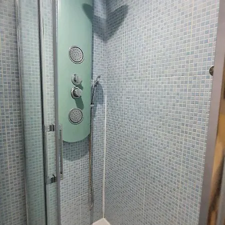 House Of Music - Centro Apartman Bari